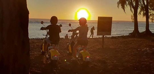 Woolib-Run : Coucher de soleil sur la plage de Saint Leu