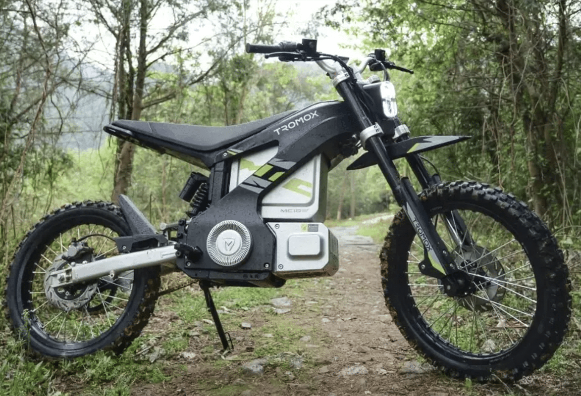 Woolib_moto_50_tromox_mc10-foret